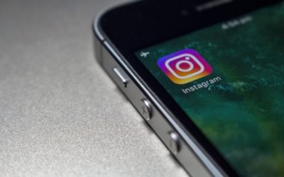 5 Ways to Stay-In-Touch Using Instagram Business Stickers During COVID-19